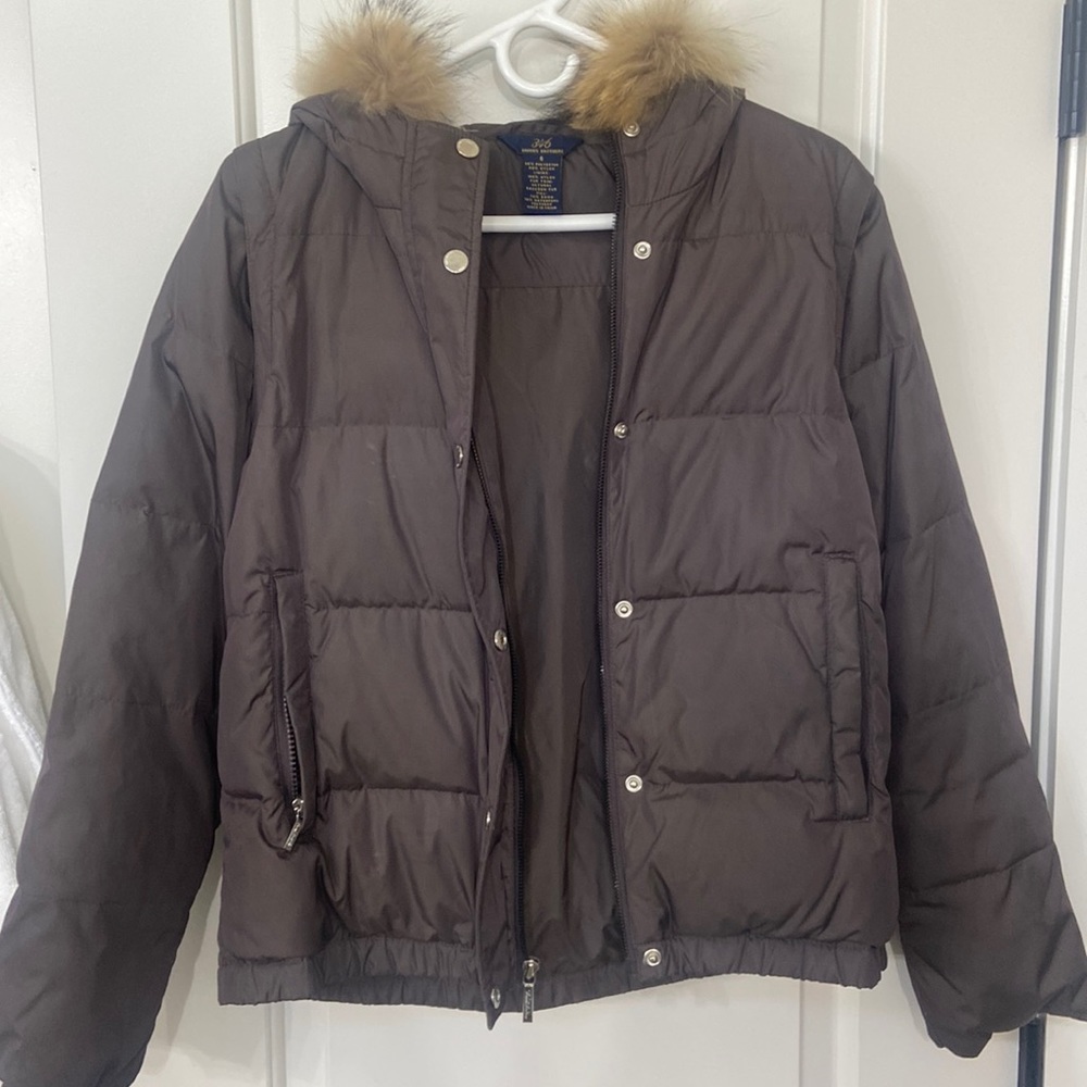 Brooks brothers brown puffer jacket with fur hood. Small stain on back